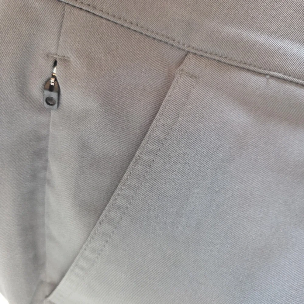Myles Tour Performance Golf Shorts Mens 32 Gray Stretch Flat Front Lightweight C